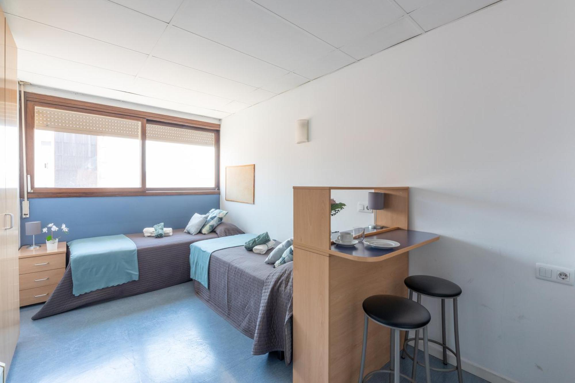 Residencia Universitaria Resa Lesseps Barcelona Exteriör bild