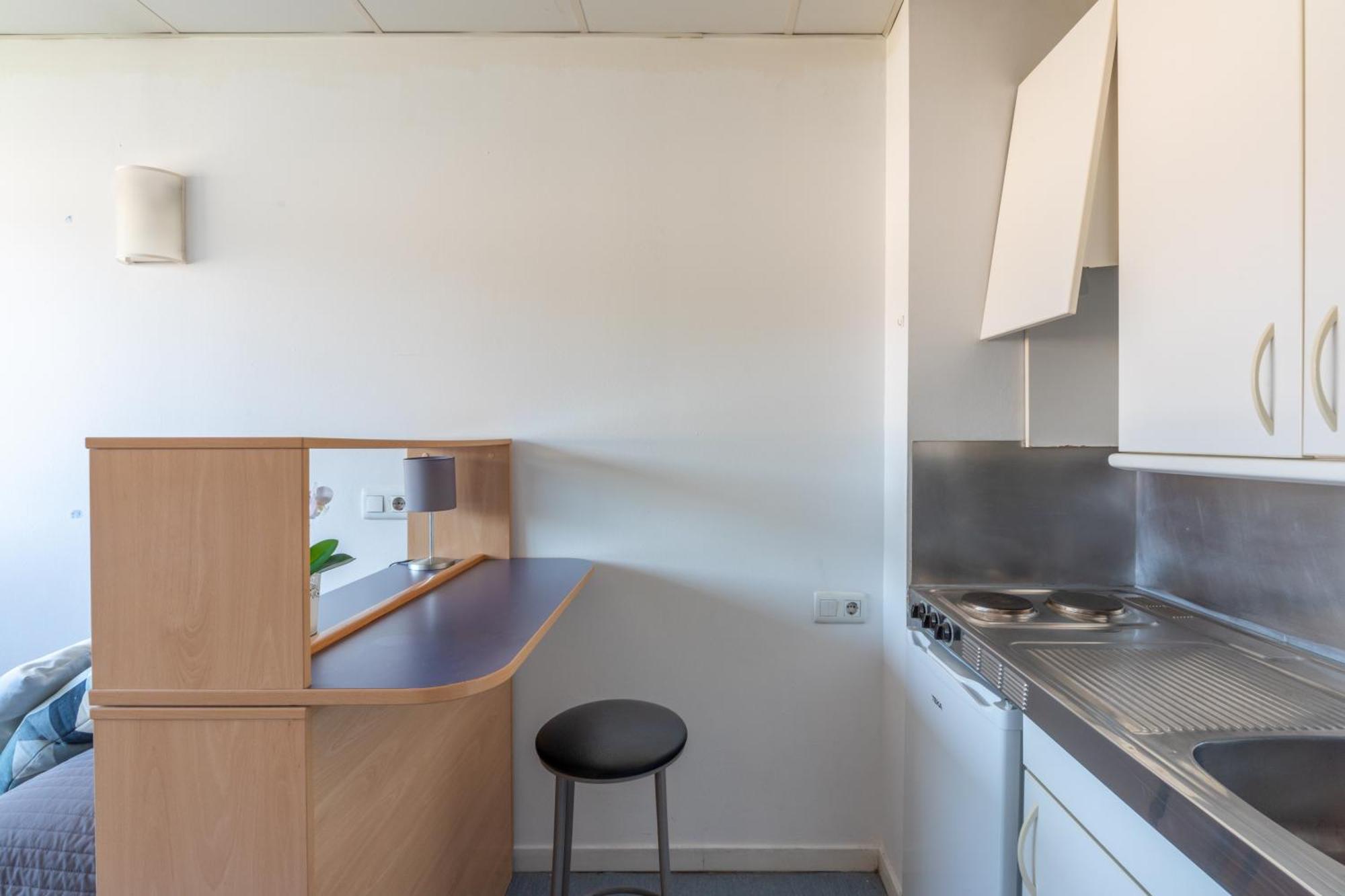 Residencia Universitaria Resa Lesseps Barcelona Exteriör bild