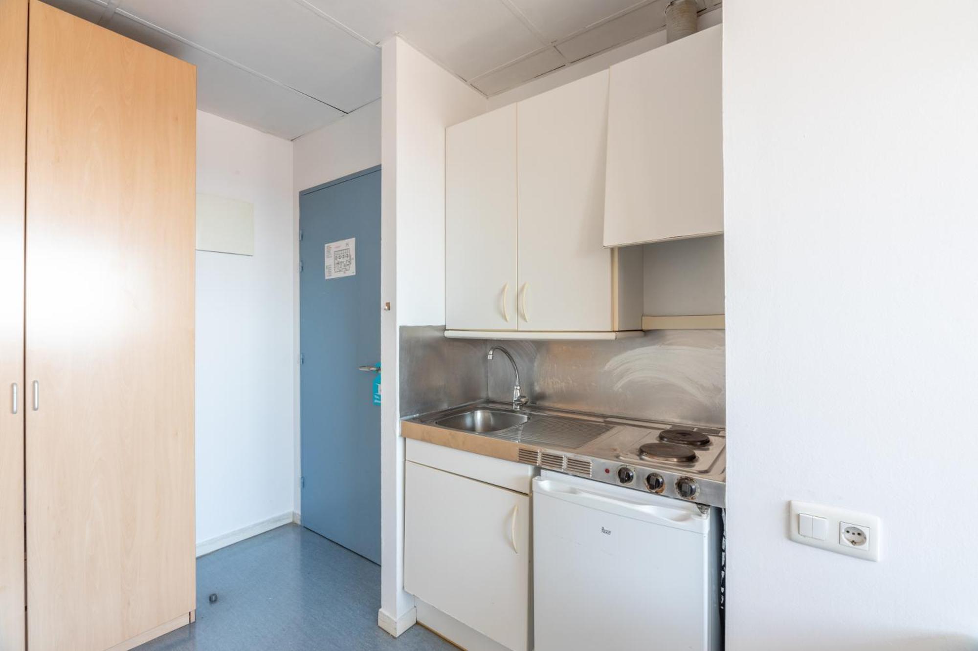 Residencia Universitaria Resa Lesseps Barcelona Exteriör bild